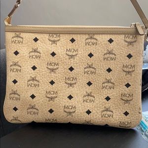 MCM Pouch
